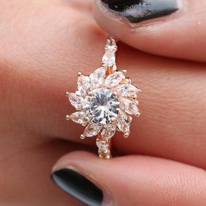 NEW Rose Gold Marquis Round Diamond Flower Ring